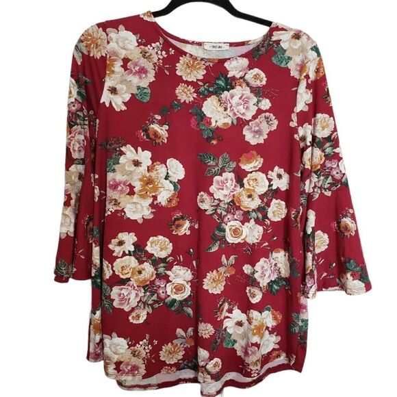 First Love Bell Sleeve Partial Open Back Top - Picture 1 of 7